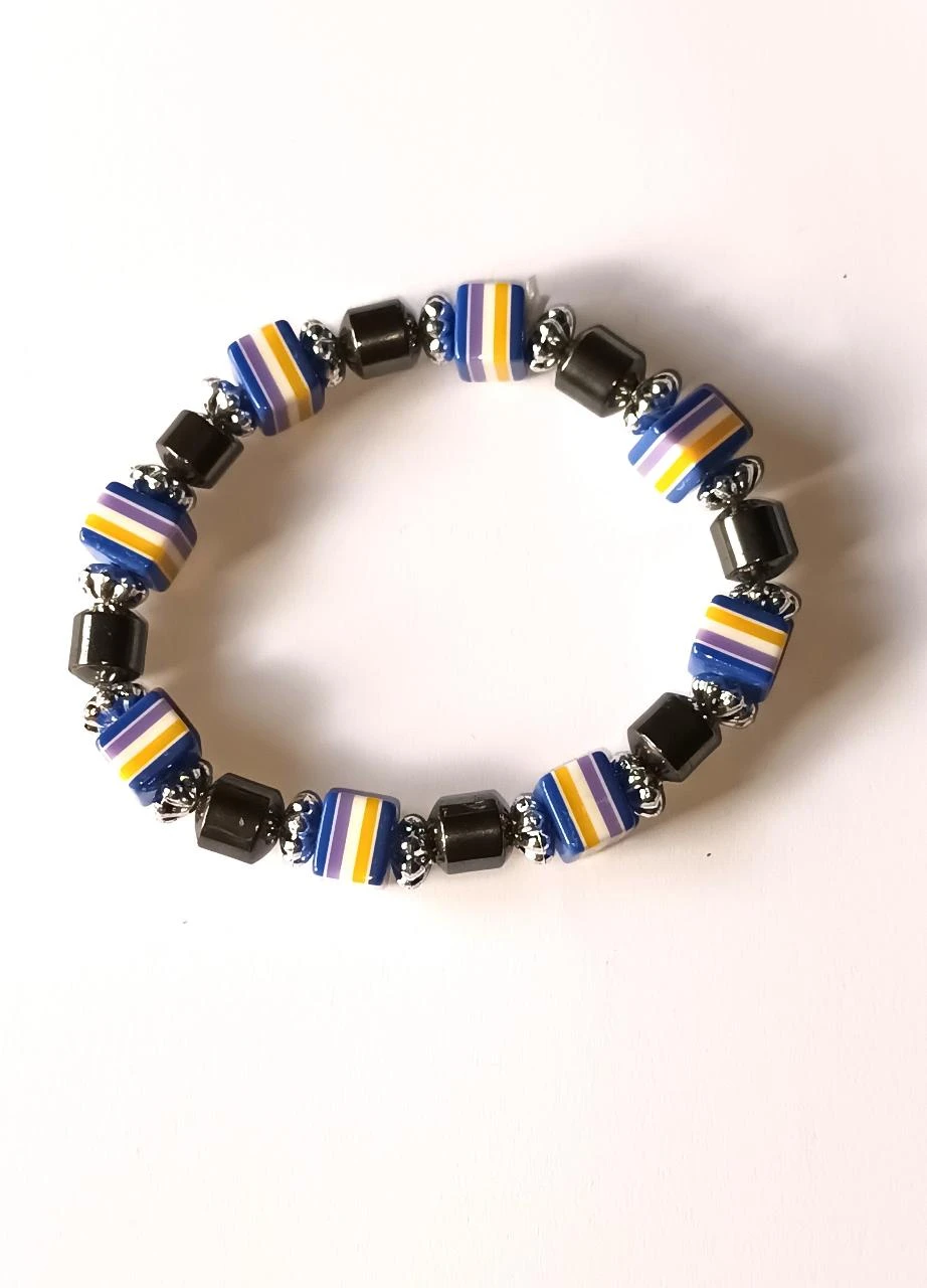 Uma pulseira elástica de contas – photo 2